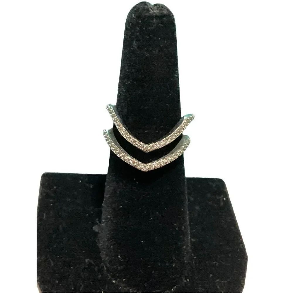Modern CZ ring - Picture 15 of 16